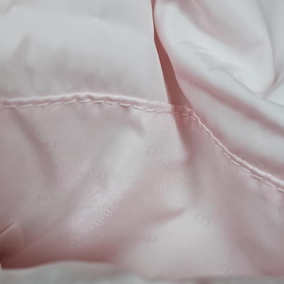 Dior Soft Pink make up pouch with Silver Logo - Picture 3 of 7